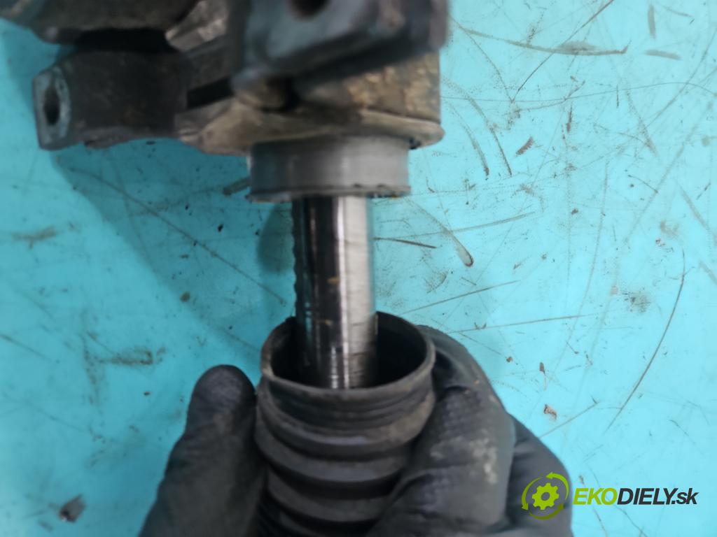 Vw Passat B6 2005-2010 2.0 tdi 170 HP automatic 125 kW 1968 cm3 4- Ozubené kolo: volant 3C1423051S