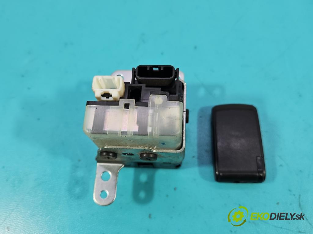 Toyota Corolla Verso II 2004-2009 1.8 vvti 129 HP manual 95 kW 1794 cm3 5- riadiaca jednotka motora 89661-0F030