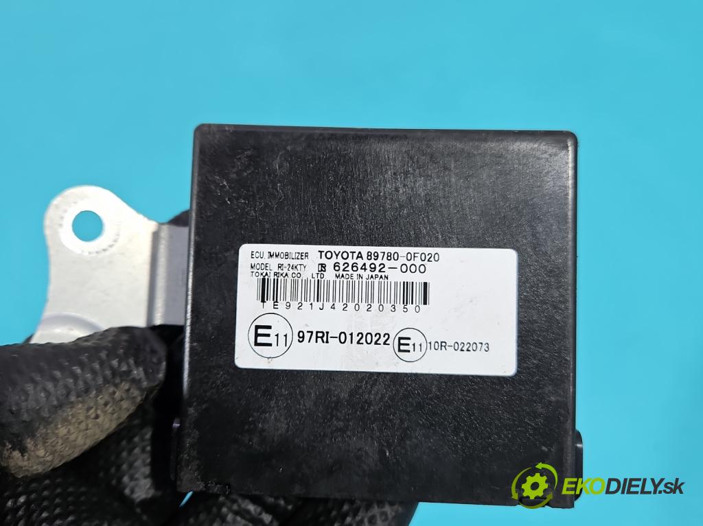 Toyota Corolla Verso II 2004-2009 1.8 vvti 129 HP manual 95 kW 1794 cm3 5- riadiaca jednotka motora 89661-0F030