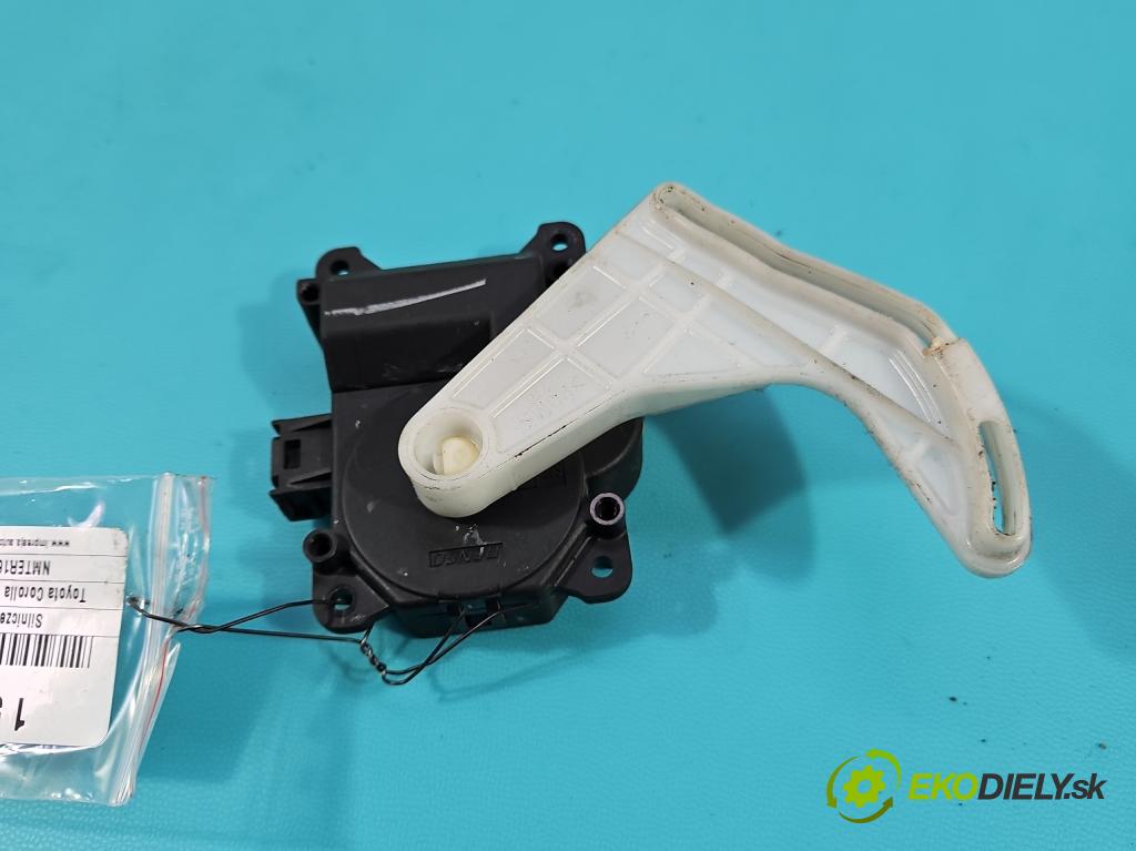 Toyota Corolla Verso II 2004-2009 1.8 vvti 129 HP manual 95 kW 1794 cm3 5- motor: kúrenia AE063700-8930