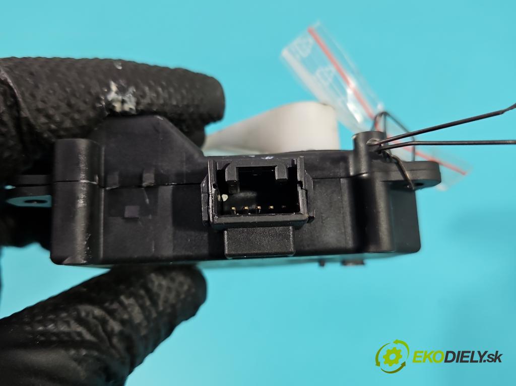 Toyota Corolla Verso II 2004-2009 1.8 vvti 129 hp manual 95 kW 1794 cm3 5- motorek topení AE063700-8930