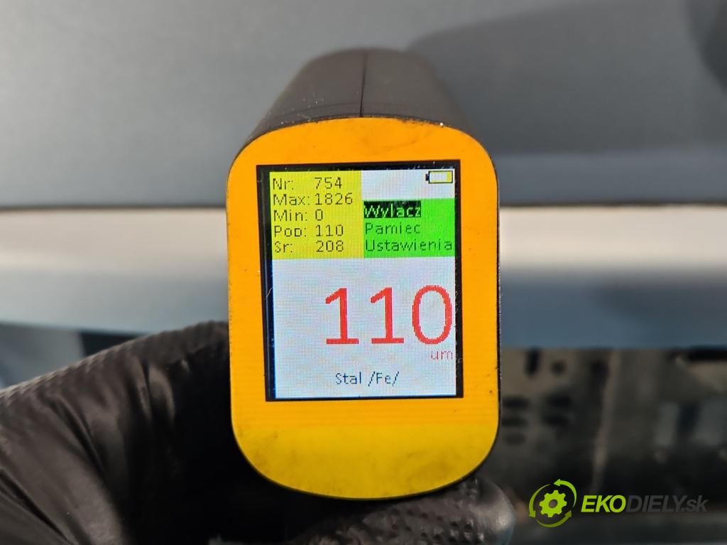 Toyota Corolla Verso II 2004-2009 1.8 vvti 129 HP manual 95 kW 1794 cm3 5- zadna kufor  (Kapota zadná (kufor))