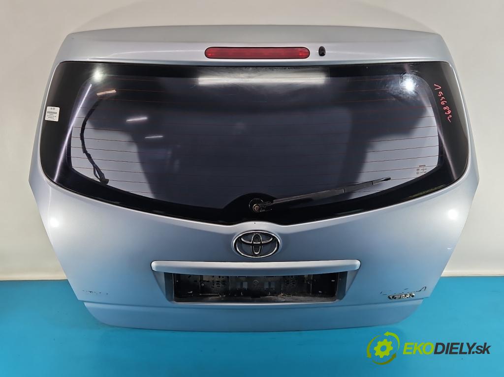 Toyota Corolla Verso II 2004-2009 1.8 vvti 129 HP manual 95 kW 1794 cm3 5- zadna kufor  (Kapota zadná (kufor))