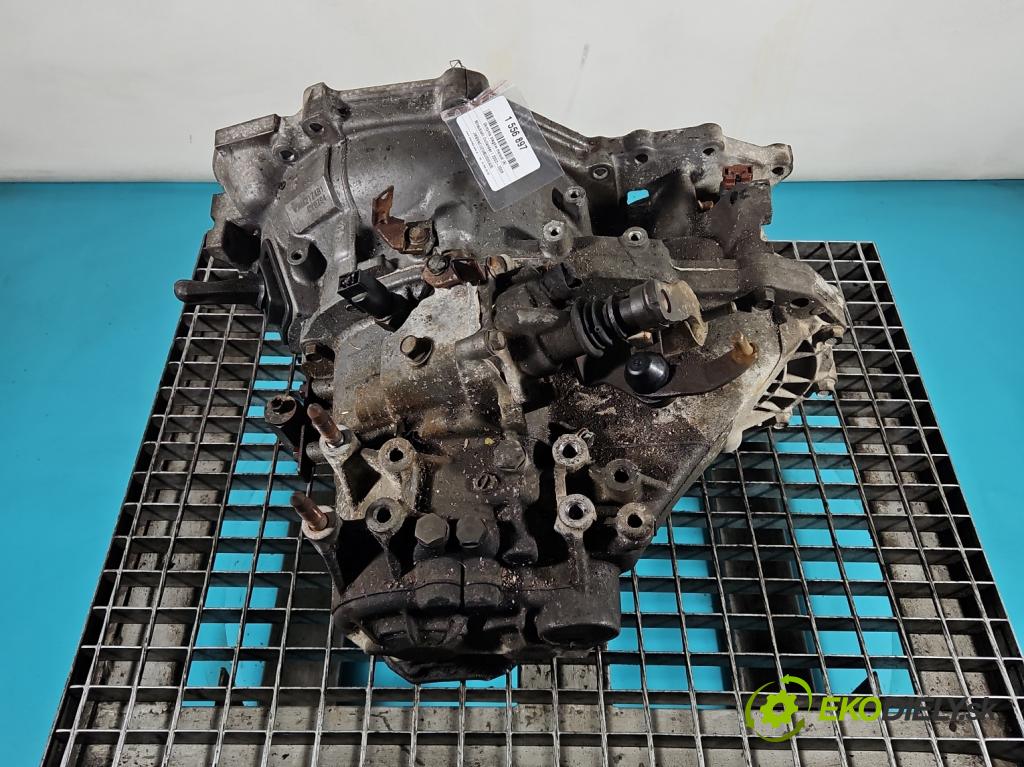 Mitsubishi Outlander I 2003-2006 2.0 16V 136 HP manual 100 kW 1997 cm3 5- prevodovka stupeň,rýchlosť manual W5M421Z4B1