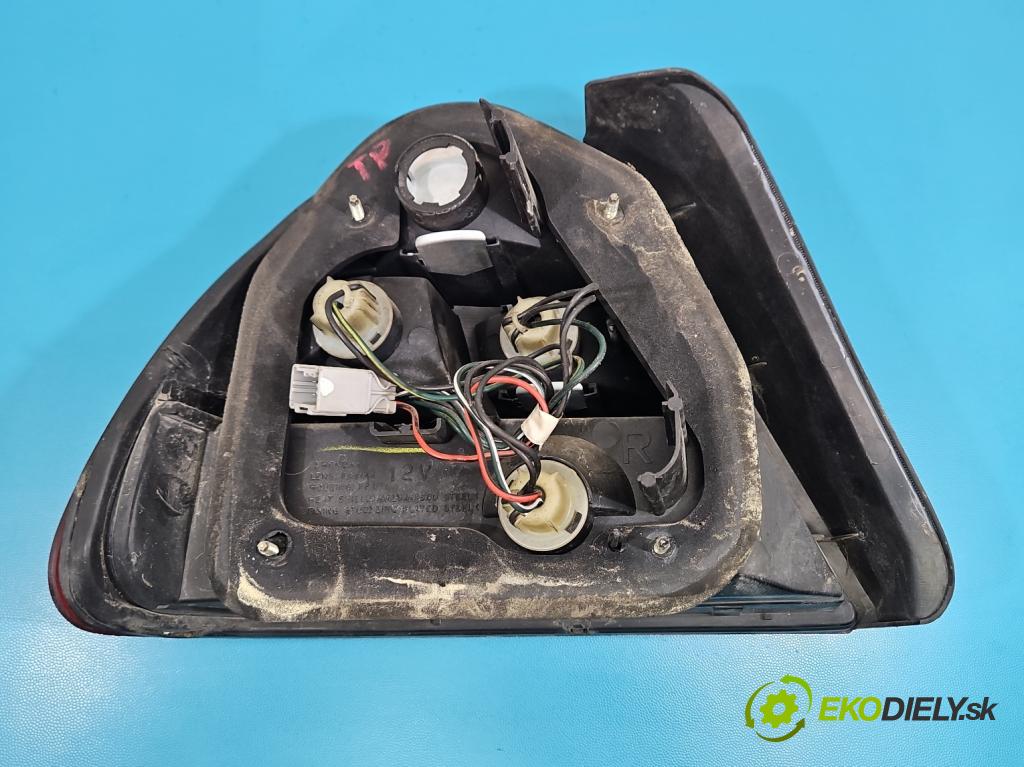 Honda Civic VI 1995-2001 1.4 16V 90 hp manual 66 kW 1396 cm3 5- světlo zadní pravé  (Klika dveří ostatní)