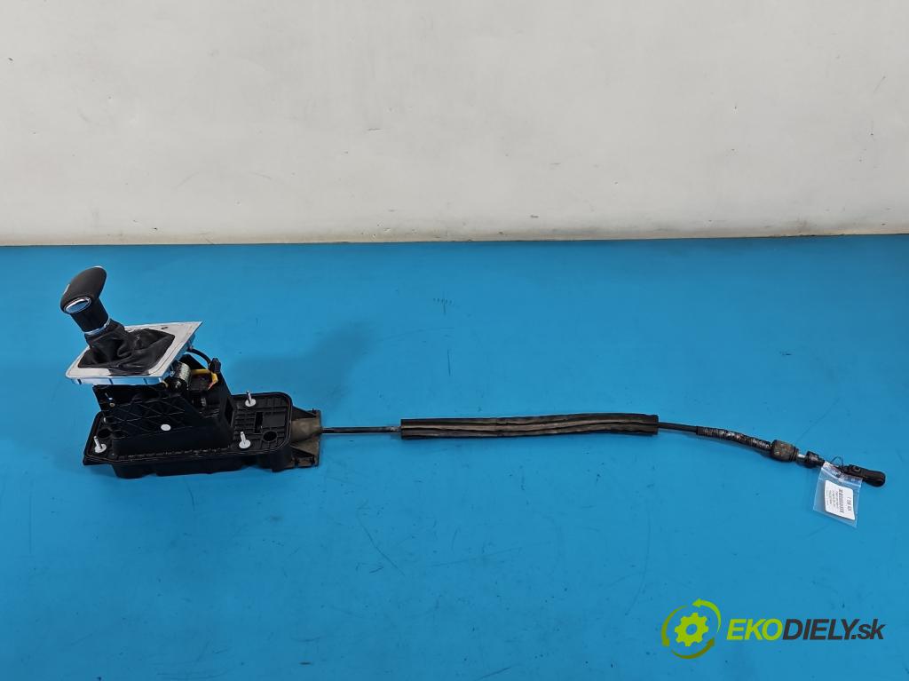 Vw Passat B6 2005-2010 2.0 tdi 170 hp automatic 125 kW 1968 cm3 4- kulisa změny stupňová 1K0713061 (Řadicí páka (kulisa) )