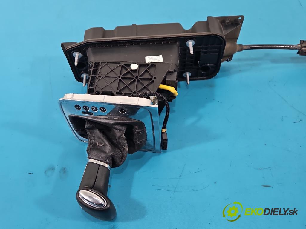 Vw Passat B6 2005-2010 2.0 tdi 170 hp automatic 125 kW 1968 cm3 4- kulisa změny stupňová 1K0713061 (Řadicí páka (kulisa) )