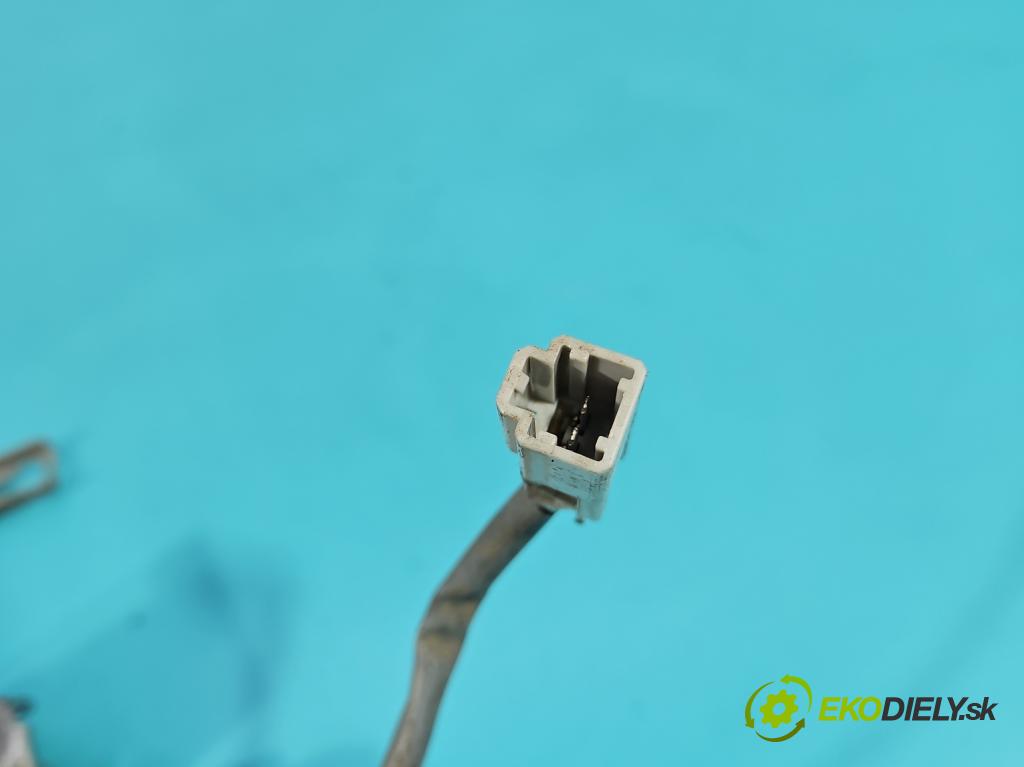 Honda Civic VI 1995-2001 1.4 16V 90 HP manual 66 kW 1396 cm3 5- mechanizmus okna predné pravý