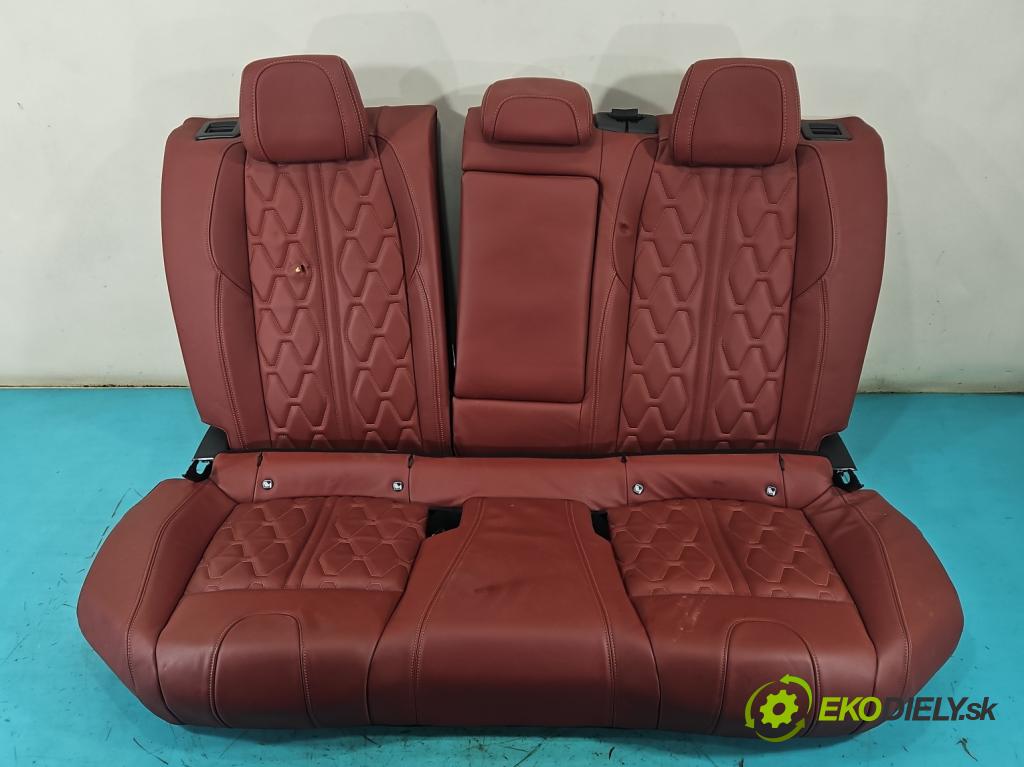 Peugeot 508 II 2018- 1.6 224hp automatic 165 kW 1598 cm3 5- sedačke: komplet