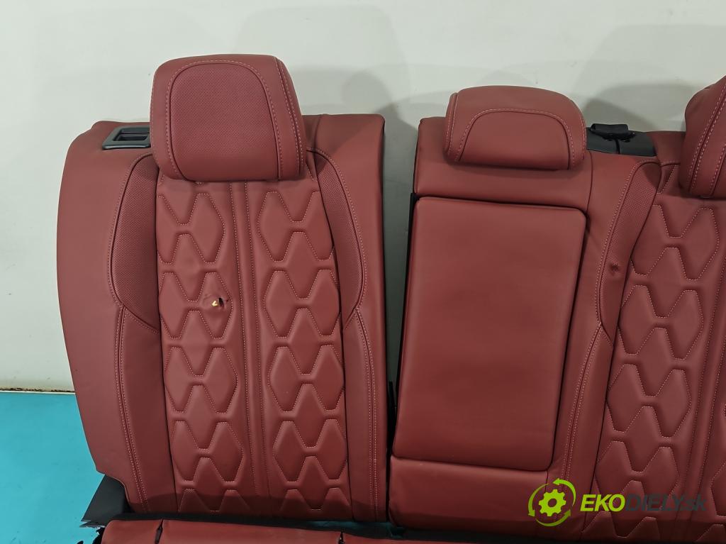 Peugeot 508 II 2018- 1.6 224hp automatic 165 kW 1598 cm3 5- sedačke: komplet