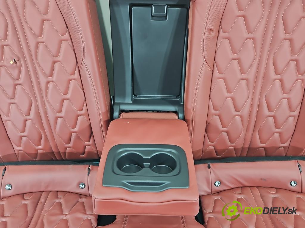 Peugeot 508 II 2018- 1.6 224hp automatic 165 kW 1598 cm3 5- sedačke: komplet