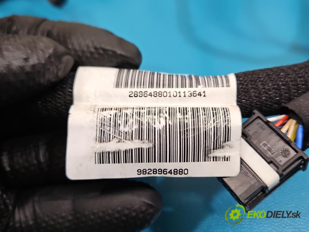 Peugeot 508 II 2018- 1.6 224hp automatic 165 kW 1598 cm3 5- Zväzok: dosky: prístrojová doska: 9828964880