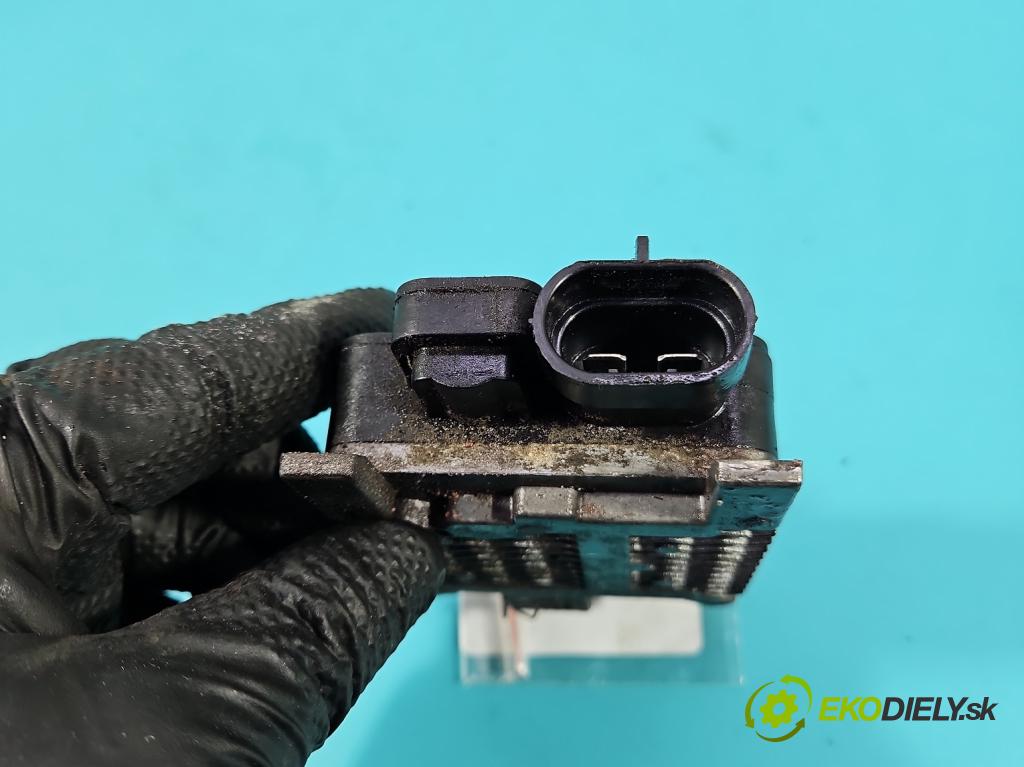 Ford Focus Mk3 2010-2018 1.6 tdci 95 hp manual 70 kW 1560 cm3 5- relé ventilátoru: 940002906