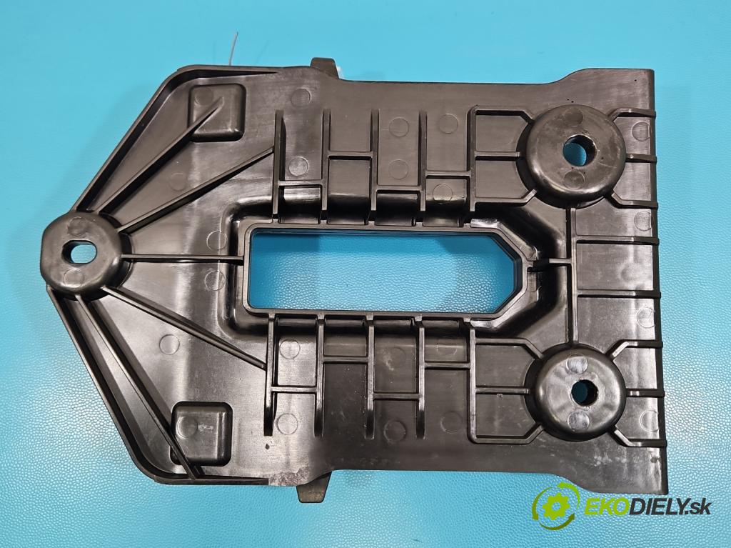 Peugeot 508 II 2018- 1.6 224hp automatic 165 kW 1598 cm3 5- Rukojeť: ostatné 9813441480