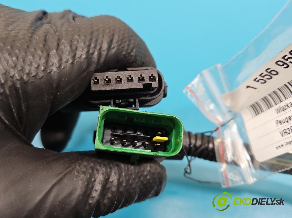 Peugeot 508 II 2018- 1.6 224 hp automatic 165 kW 1598 cm3 5- Balíček: 9819736980