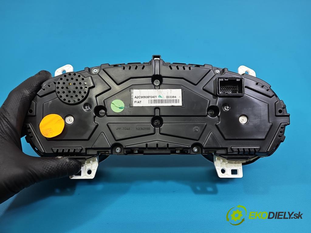 Fiat Tipo II 2015- 1.4 16V 95 hp manual 70 kW 1368 cm3 4- Přístrojová deska 00520510040 (Přístrojová deska)