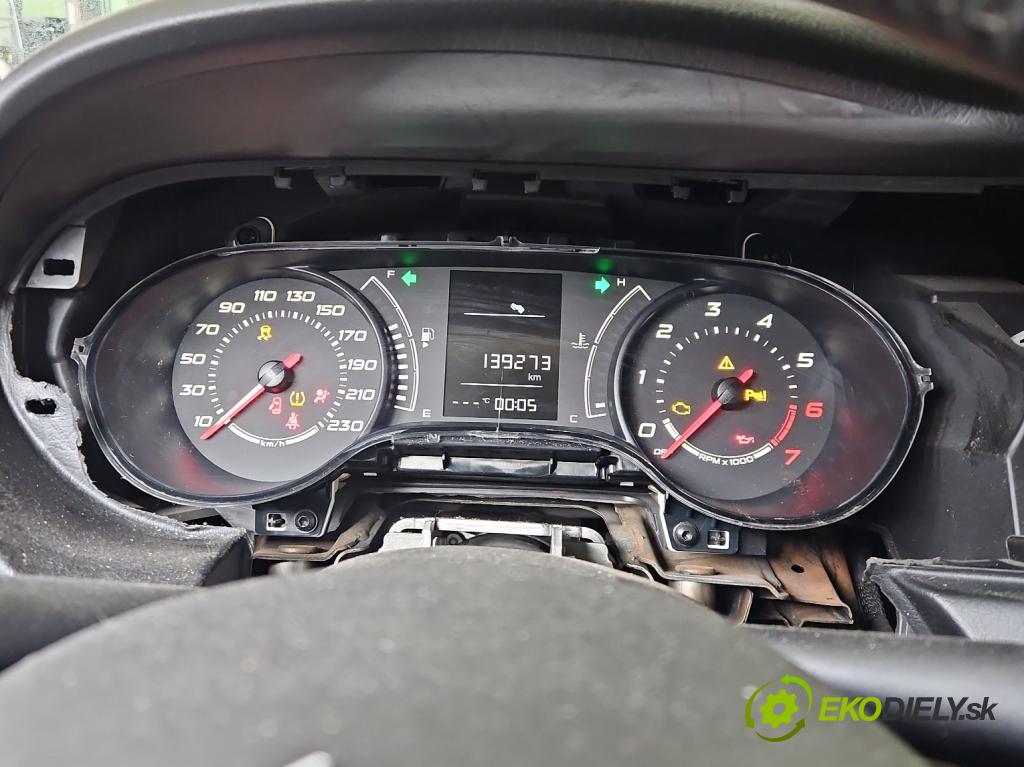 Fiat Tipo II 2015- 1.4 16V 95 hp manual 70 kW 1368 cm3 4- Přístrojová deska 00520510040 (Přístrojová deska)