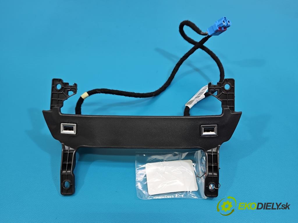 Peugeot 508 II 2018- 1.6 224hp automatic 165 kW 1598 cm3 5- zásuvka USB 9818156380