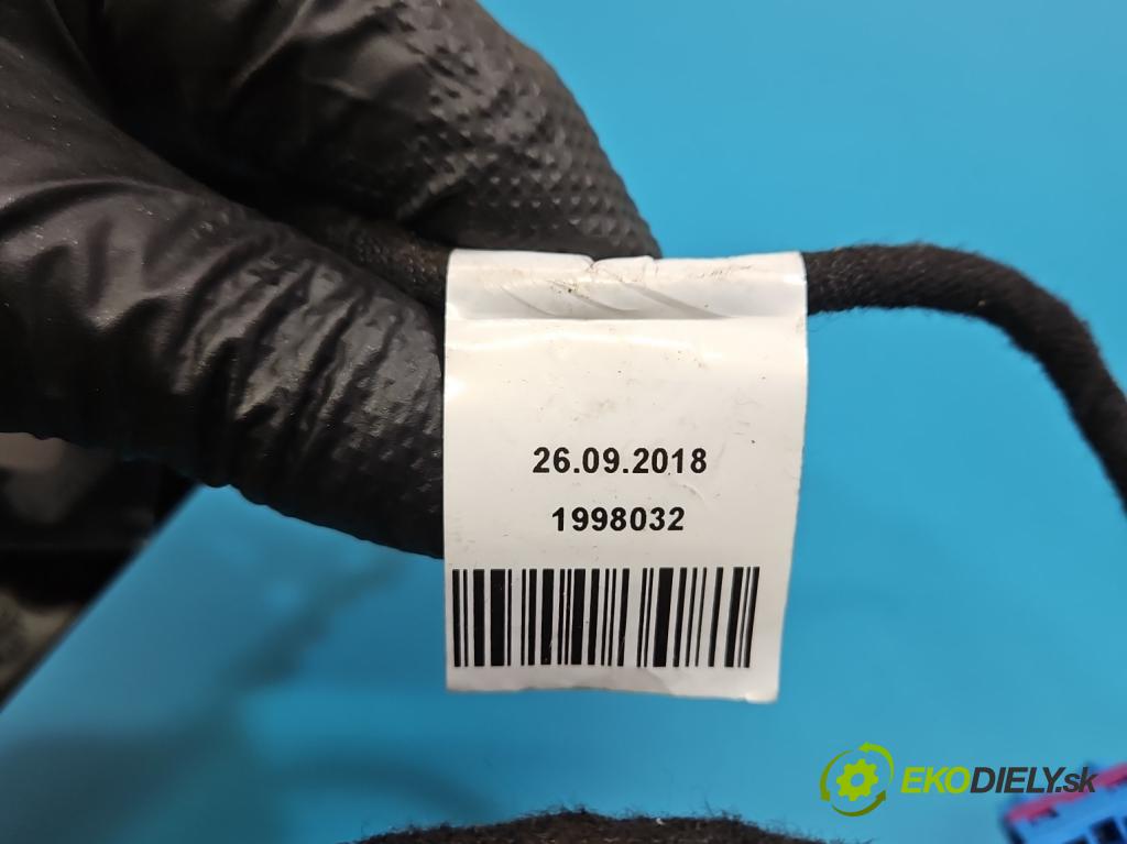 Peugeot 508 II 2018- 1.6 224hp automatic 165 kW 1598 cm3 5- zásuvka USB 9818156380