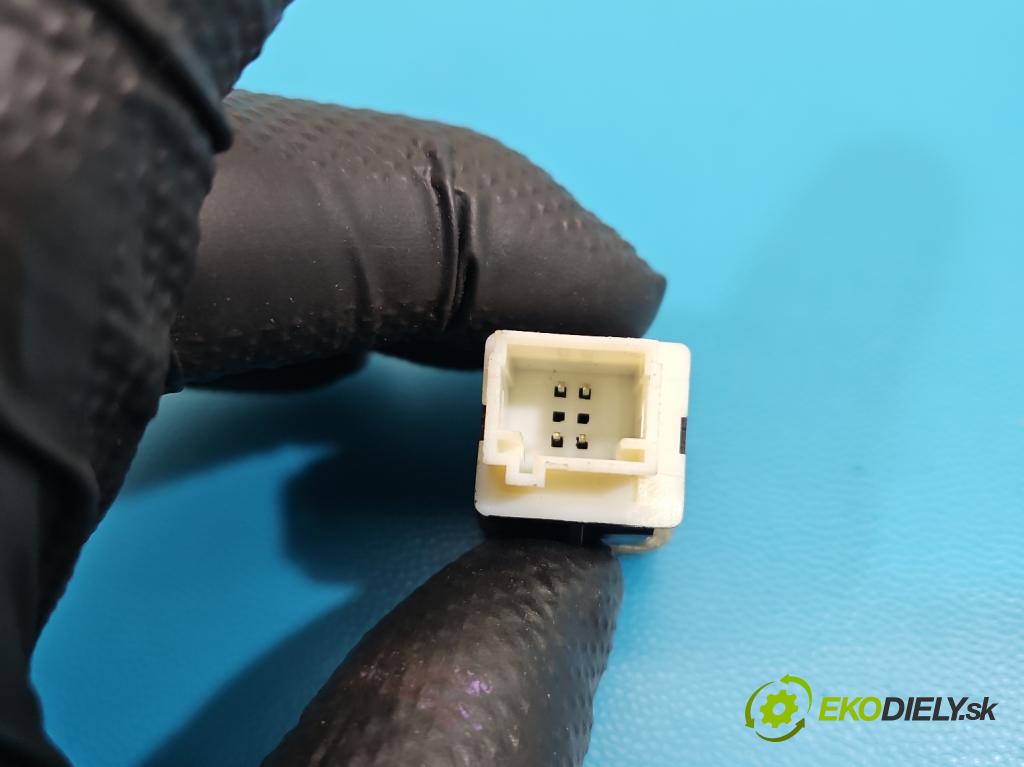 Peugeot 508 II 2018- 1.6 224hp automatic 165 kW 1598 cm3 5- prepínač ostatné 9812779677