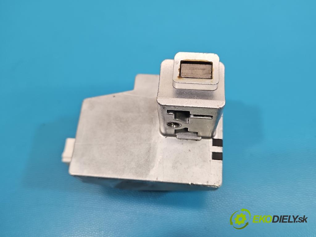 Peugeot 508 II 2018- 1.6 224hp automatic 165 kW 1598 cm3 5- riadiaca jednotka motora 0261S21779