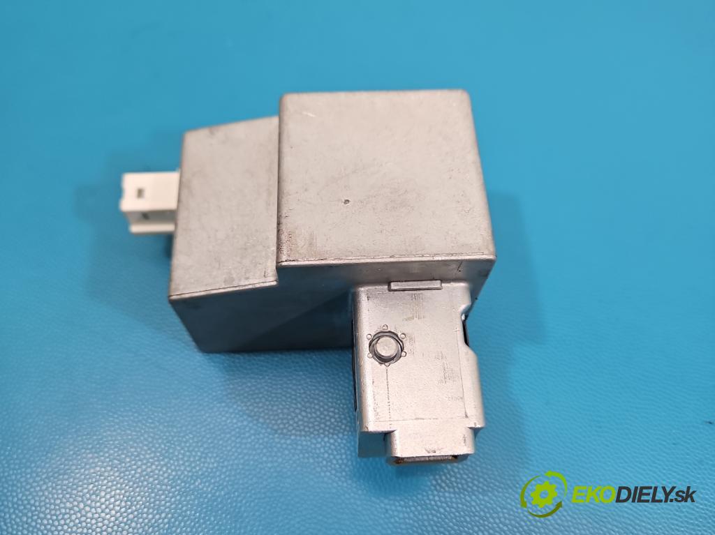 Peugeot 508 II 2018- 1.6 224hp automatic 165 kW 1598 cm3 5- riadiaca jednotka motora 0261S21779