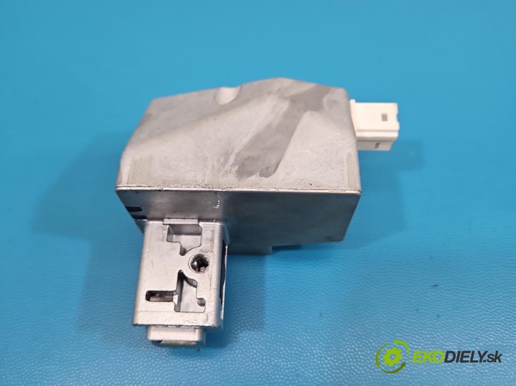 Peugeot 508 II 2018- 1.6 224hp automatic 165 kW 1598 cm3 5- riadiaca jednotka motora 0261S21779