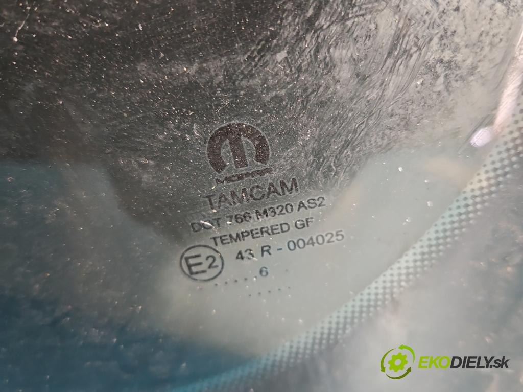 Fiat Tipo II 2015- 1.4 16V 95 HP manual 70 kW 1368 cm3 4- sklo zadná  (Sklo zadné)