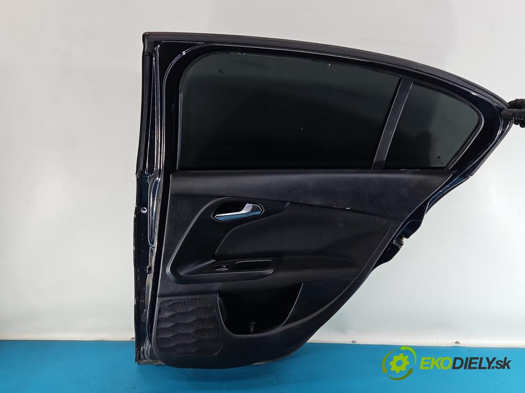 Fiat Tipo II 2015- 1.4 16V 95 HP manual 70 kW 1368 cm3 4- dvere zadné pravé  (Kľučka dverí ostatné)