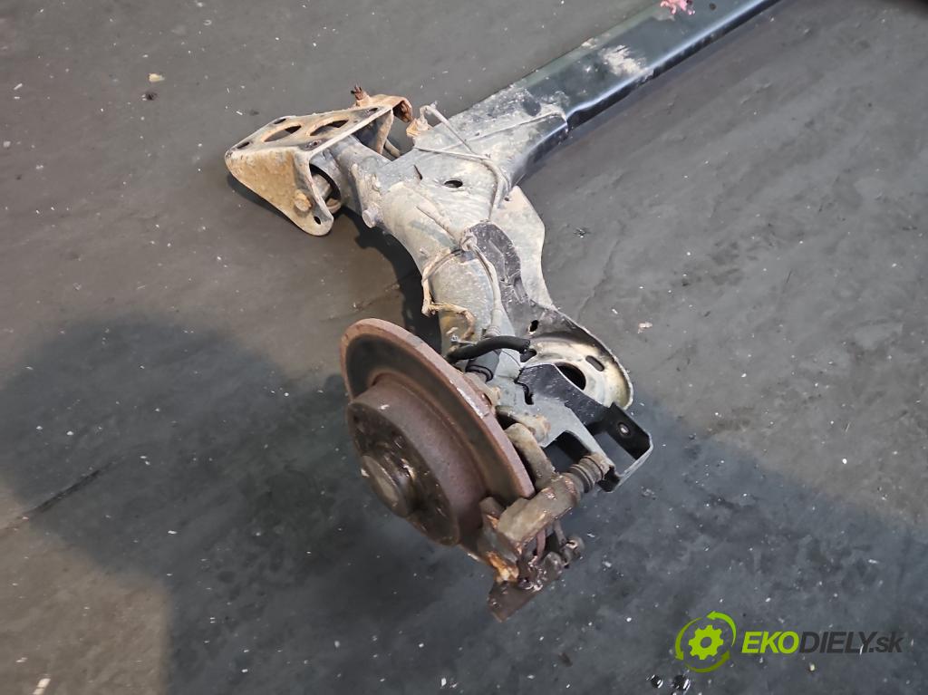 Vw Golf IV 1997-2003 1.4 16V 75 hp manual 55 kW 1390 cm3 5- zadní výztuha  (Zadní výztuha)