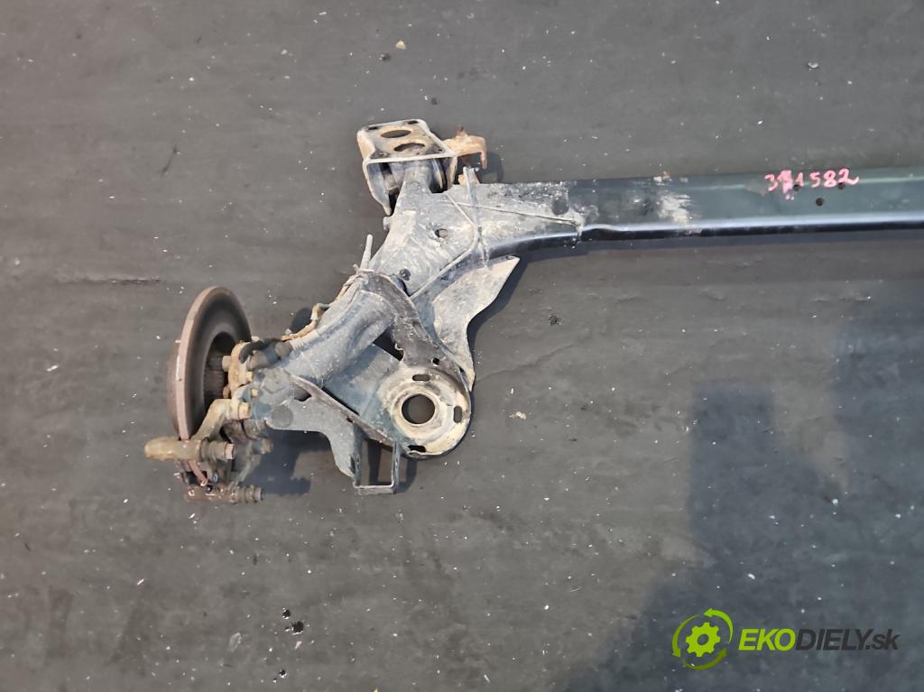 Vw Golf IV 1997-2003 1.4 16V 75 hp manual 55 kW 1390 cm3 5- zadní výztuha  (Zadní výztuha)