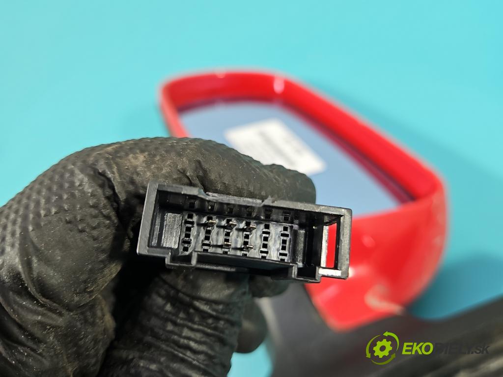 Vw Golf IV 1997-2003 1.4 16V 75 HP manual 55 kW 1390 cm3 5- zrkadlo ľavé (Kľučka dverí ostatné)