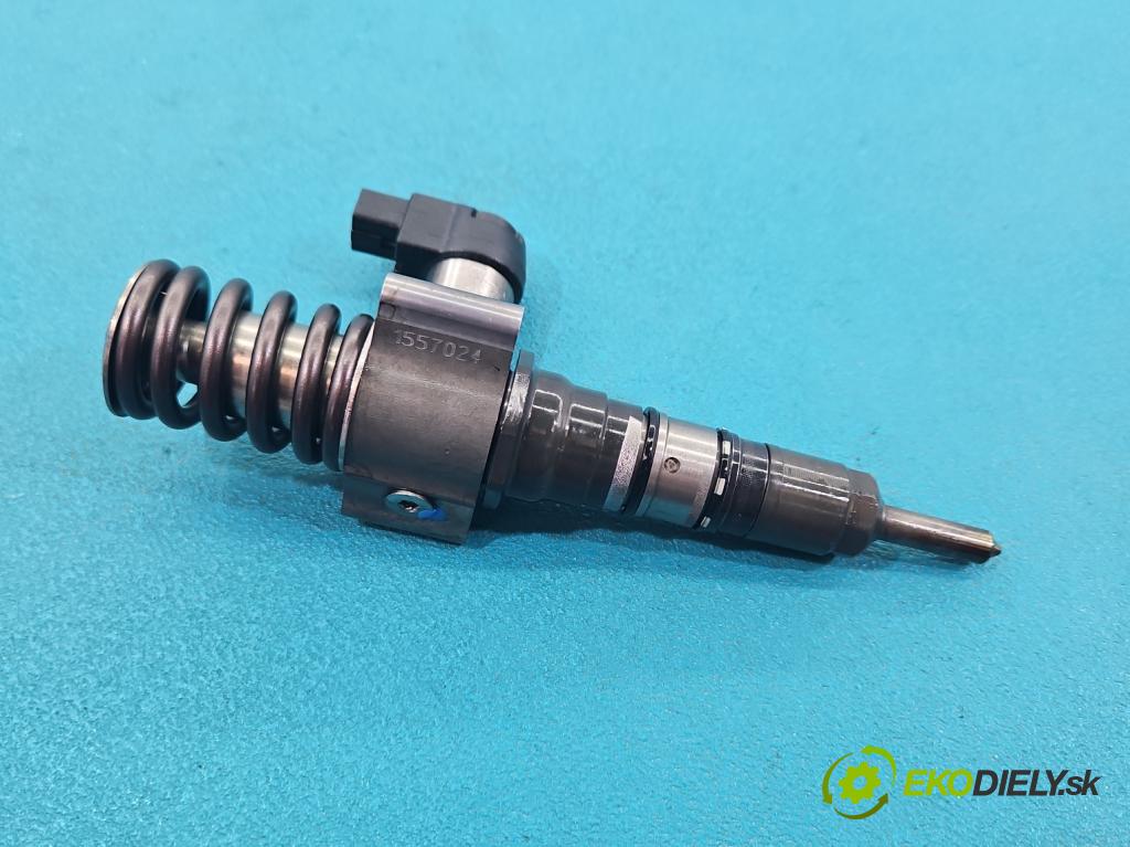 Vw Passat B6 2005-2010 2.0 tdi 170 HP automatic 125 kW 1968 cm3 4- vstrekovacie čerpadlo 03G130073T (Vstrekovač paliva)