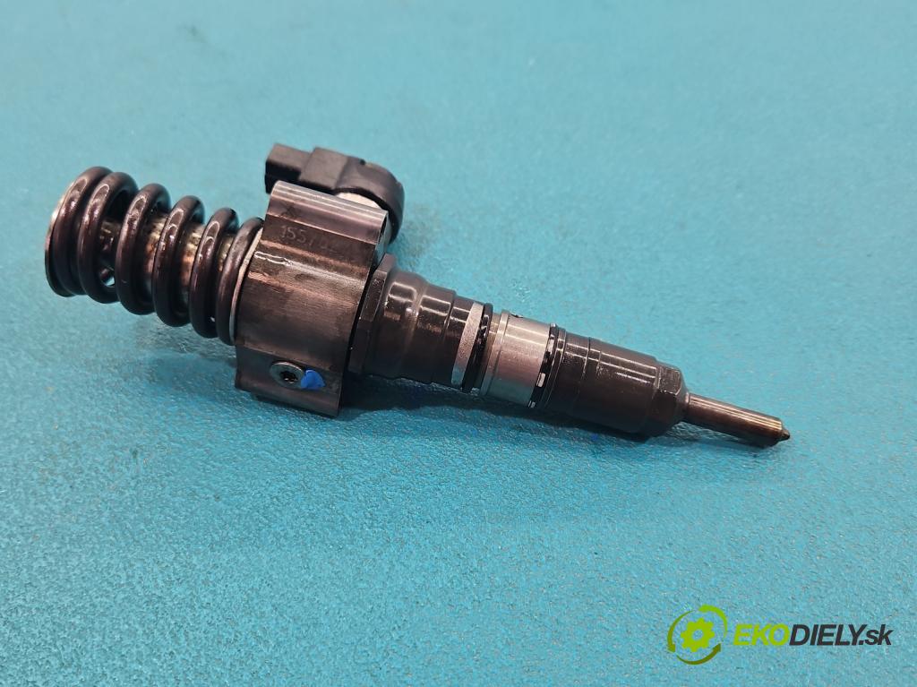 Vw Passat B6 2005-2010 2.0 tdi 170 HP automatic 125 kW 1968 cm3 4- vstrekovacie čerpadlo 03G130073T (Vstrekovač paliva)