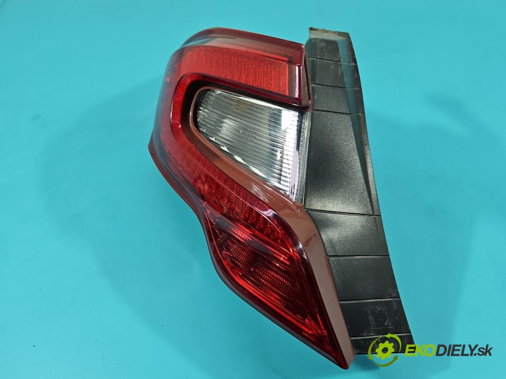 Fiat Tipo II 2015- 1.4 16V 95 HP manual 70 kW 1368 cm3 4- svetlo / reflektor zadné ľavé 521029670 (Kľučka dverí ostatné)