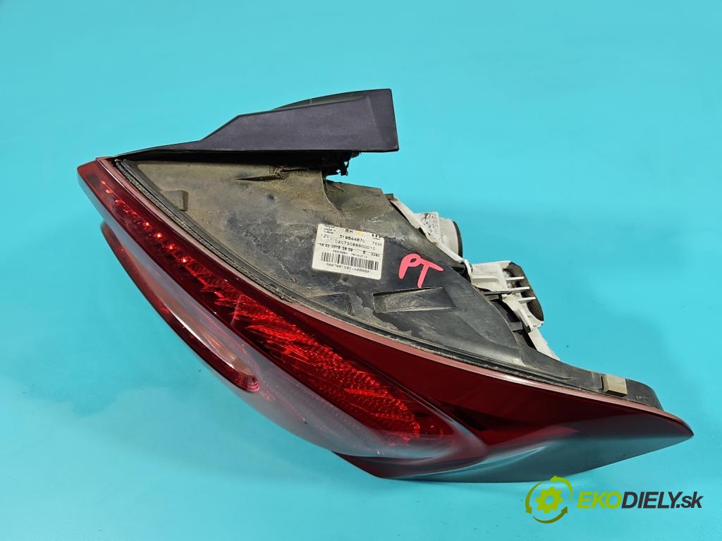 Fiat Tipo II 2015- 1.4 16V 95 HP manual 70 kW 1368 cm3 4- svetlo / reflektor zadné pravé 519844870 (Kľučka dverí ostatné)