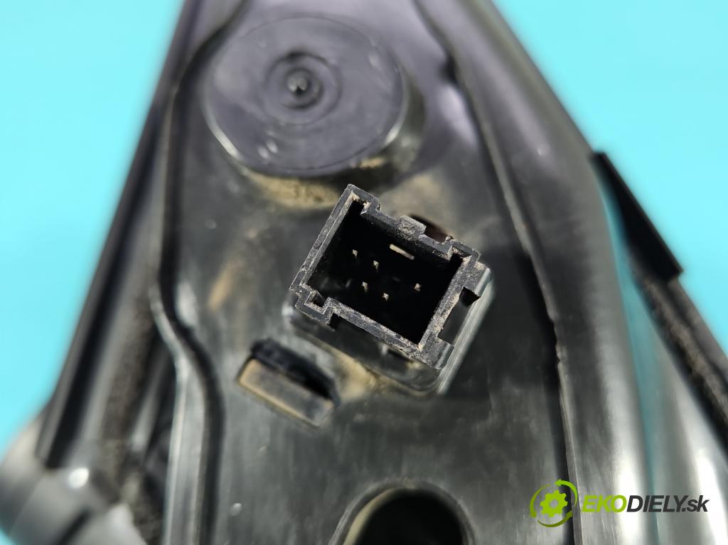 Fiat Tipo II 2015- 1.4 16V 95 hp manual 70 kW 1368 cm3 4- zpětné zrcátko levé  (Klika dveří ostatní)