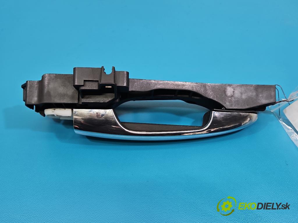 Fiat Tipo II 2015- 1.4 16V 95 HP manual 70 kW 1368 cm3 4- rukoväť predné pravé mimo:  (Kľučka dverí ostatné)