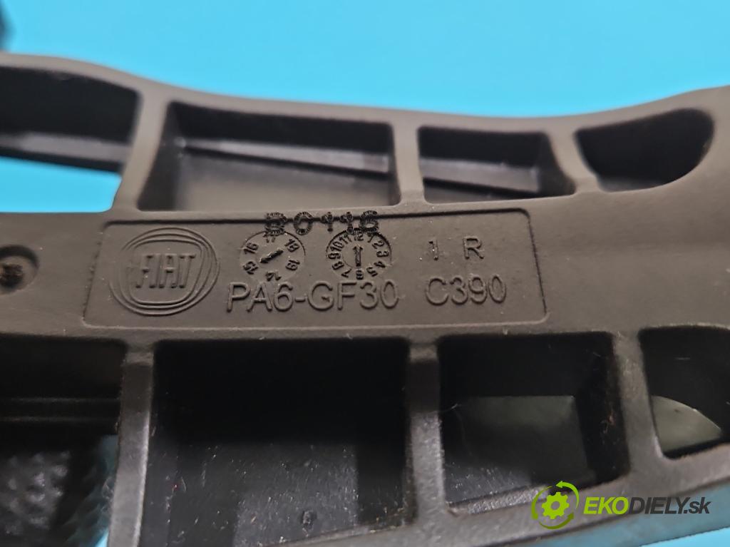 Fiat Tipo II 2015- 1.4 16V 95 HP manual 70 kW 1368 cm3 4- rukoväť predné pravé mimo:  (Kľučka dverí ostatné)