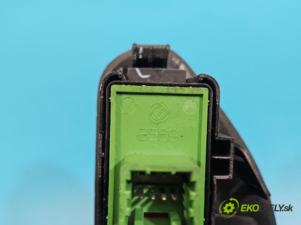 Fiat Tipo II 2015- 1.4 16V 95 HP manual 70 kW 1368 cm3 4- prepínač okien spätných zrkadiel 7356314780E