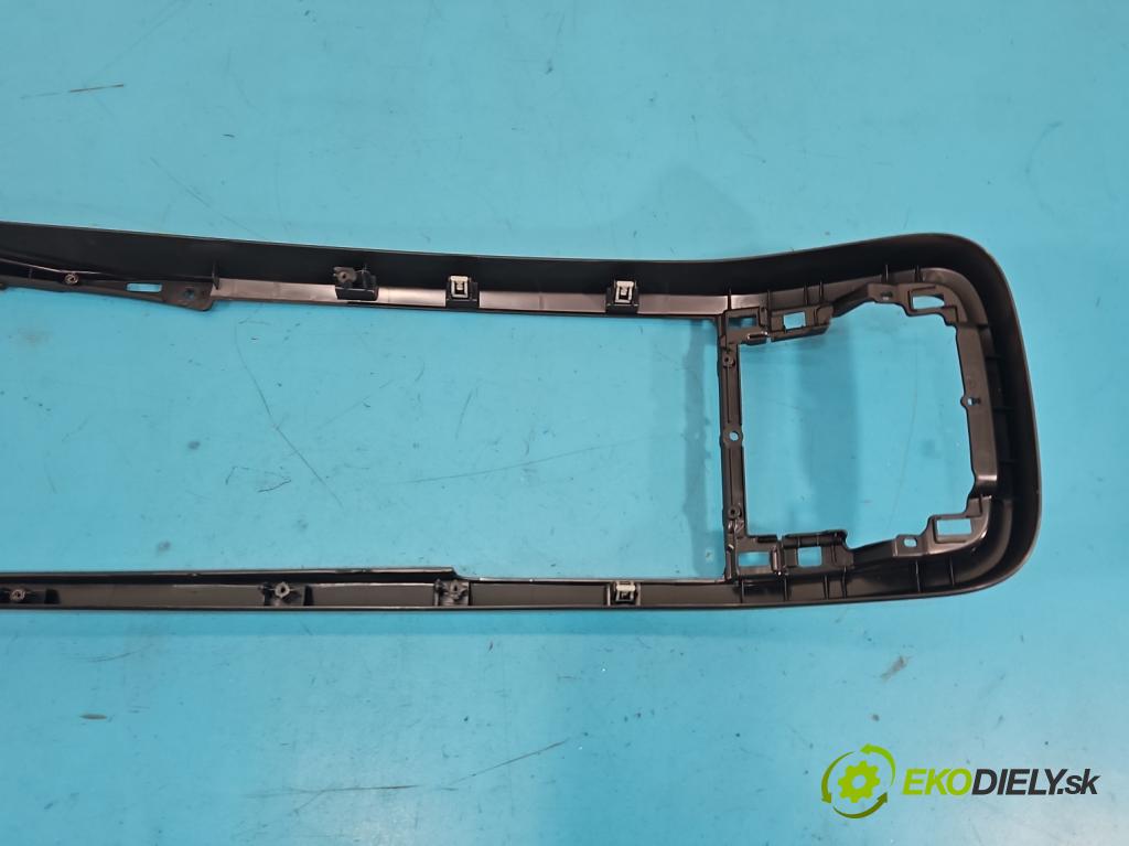 Volvo S90 II 2016- 2.0 T 320KM automatic 235 kW 1969 cm3 4- kryt plast 31377355