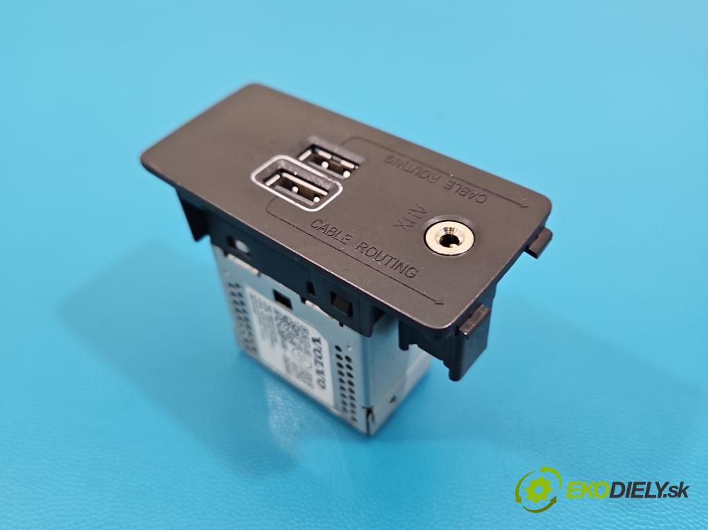 Volvo S90 II 2016- 2.0 T 320KM automatic 235 kW 1969 cm3 4- zásuvka USB 31407038