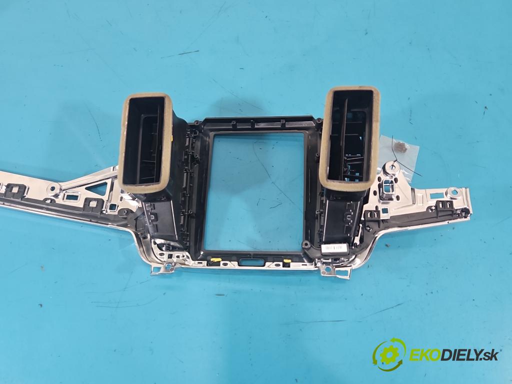 Volvo S90 II 2016- 2.0 T 320KM automatic 235 kW 1969 cm3 4- Mřížka: kúrenia stredová 31403974 (Mriežka kúrenia (fukár))