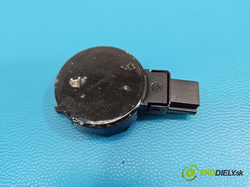 Volvo S90 II 2016- 2.0 T 320KM automatic 235 kW 1969 cm3 4- snímač déšť: 31419587 (Snímač dažďa)