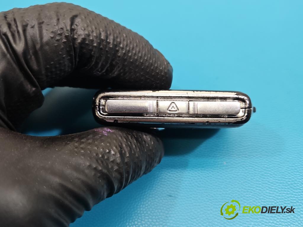 Volvo S90 II 2016- 2.0 T 320KM automatic 235 kW 1969 cm3 4- dialkové klíč: