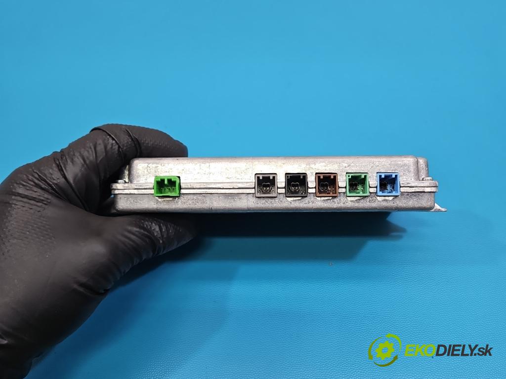 Volvo S90 II 2016- 2.0 T 320KM automatic 235 kW 1969 cm3 4- riadiaca jednotka ostatné 31471889