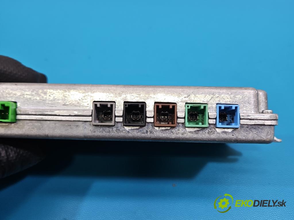 Volvo S90 II 2016- 2.0 T 320KM automatic 235 kW 1969 cm3 4- riadiaca jednotka ostatné 31471889