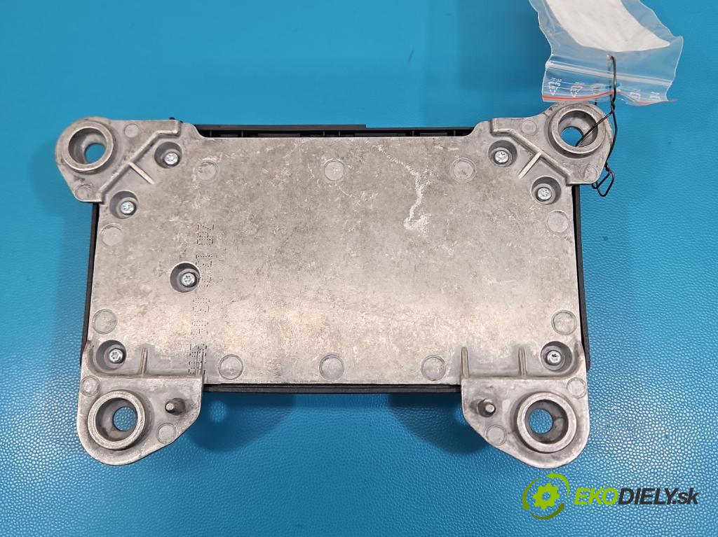 Volvo S90 II 2016- 2.0 T 320KM automatic 235 kW 1969 cm3 4- riadiaca jednotka vankúše: 31658130