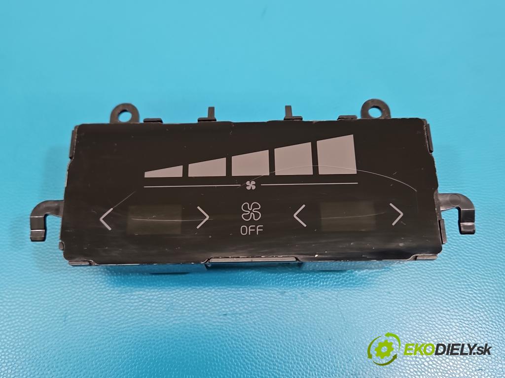 Volvo S90 II 2016- 2.0 T 320KM automatic 235 kW 1969 cm3 4- palubní deska panel topení P31346788