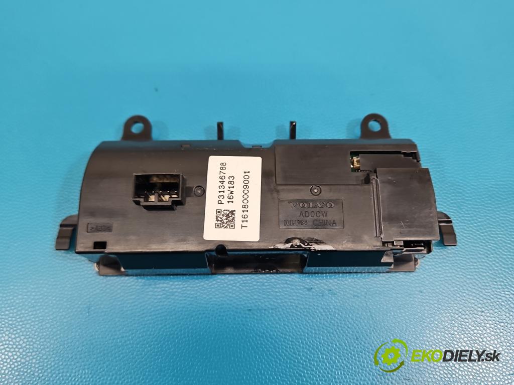 Volvo S90 II 2016- 2.0 T 320KM automatic 235 kW 1969 cm3 4- palubní deska panel topení P31346788
